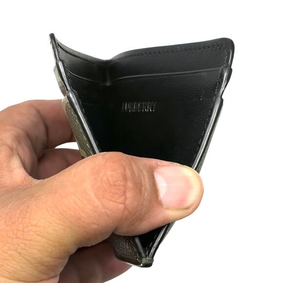 Burberry Camo Cardholder - Picture 11 of 12
